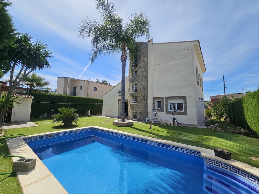 Property 2520 - Image 2